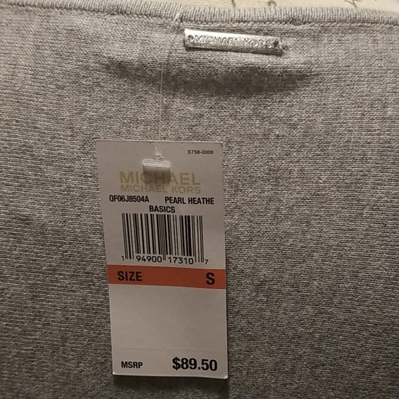 NWT Woman's Michael Kors top....size small.. - Picture 2 of 6